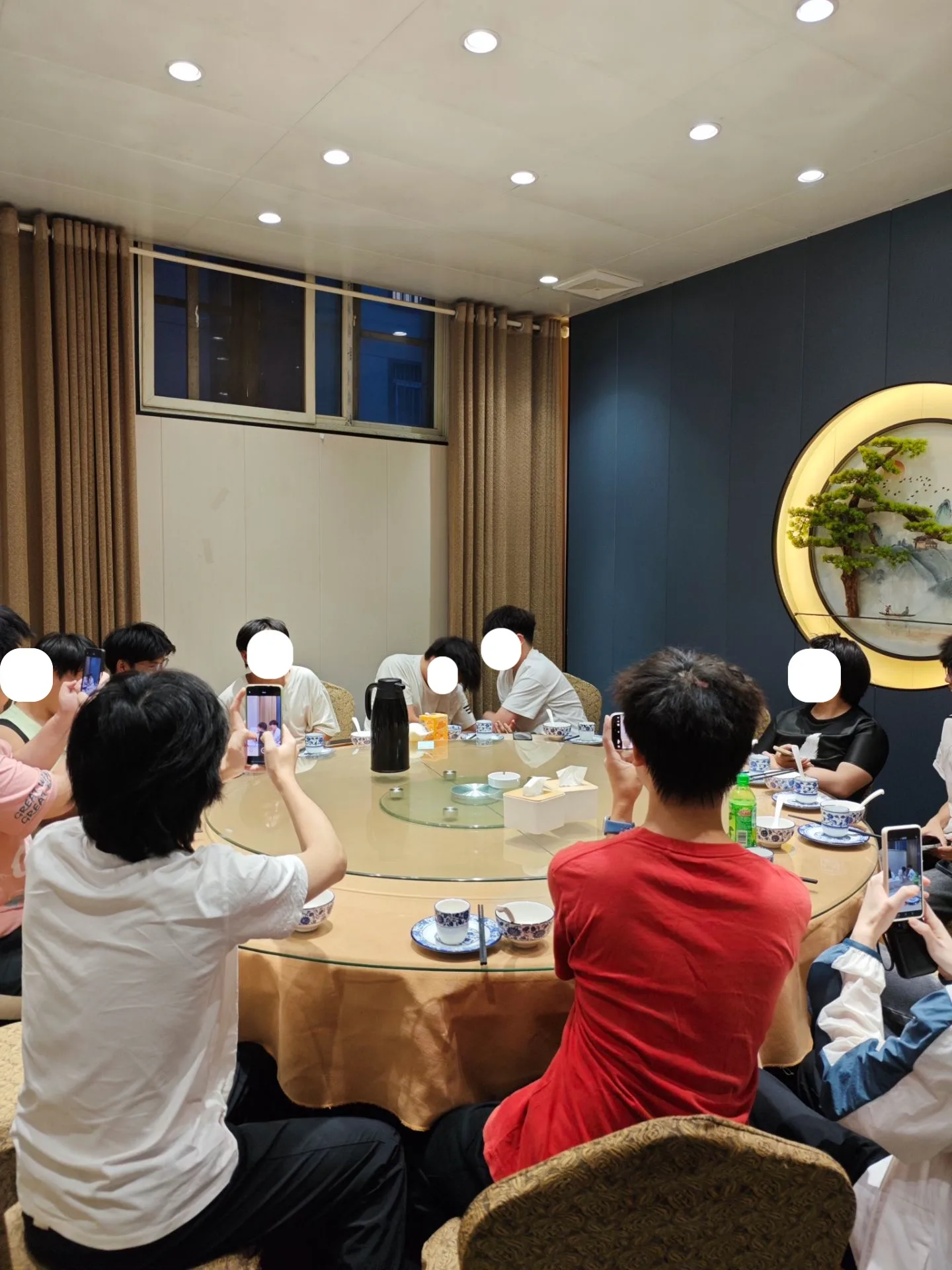 第一次大聚餐